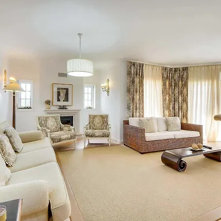 Villa Sleeps 8 Pool Air Con Wifi Gale de Cima